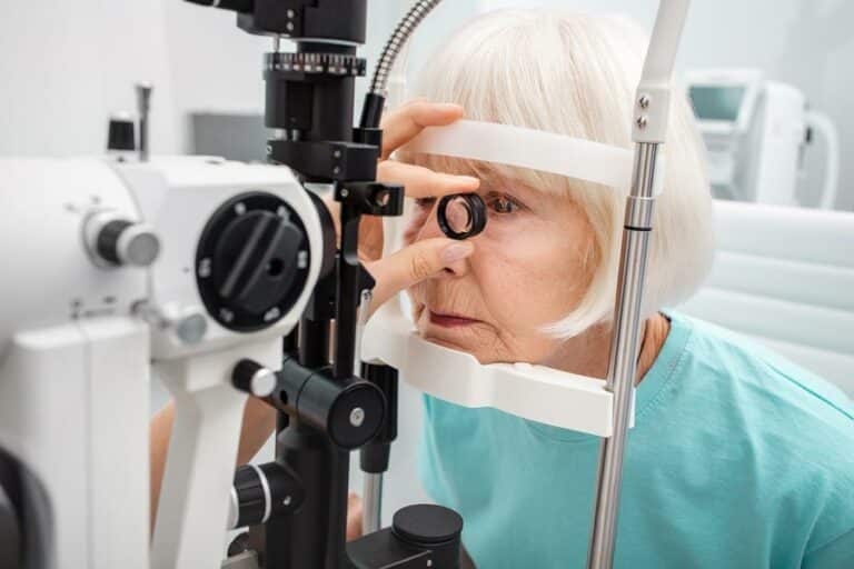 , Local Eye Clinic Gives Free Eye Screenings to Help People With MS, Vold Vision