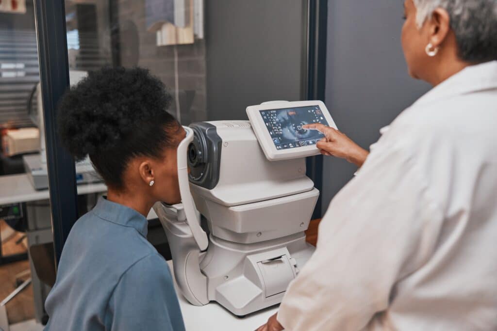, 5 Signs It&#8217;s Time to See Your Eye Doctor, Vold Vision
